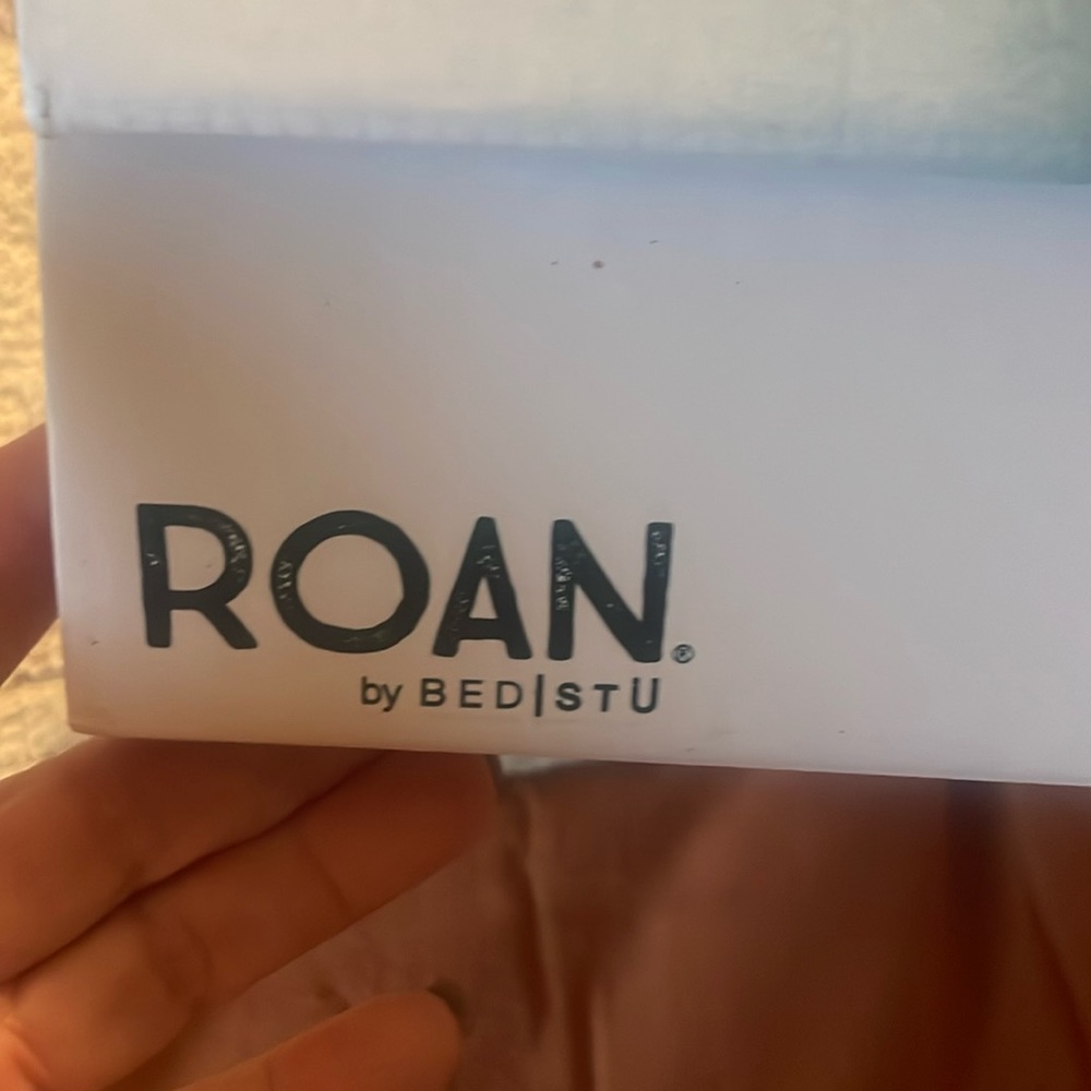 Women’s Roan Shoes NWOT